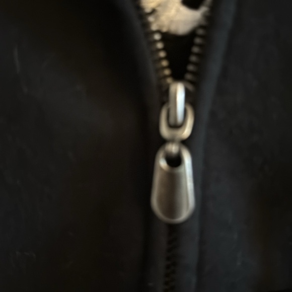 Santa Cruz hoodie. Size small. Took tags off. Has never warn - Picture 9 of 10